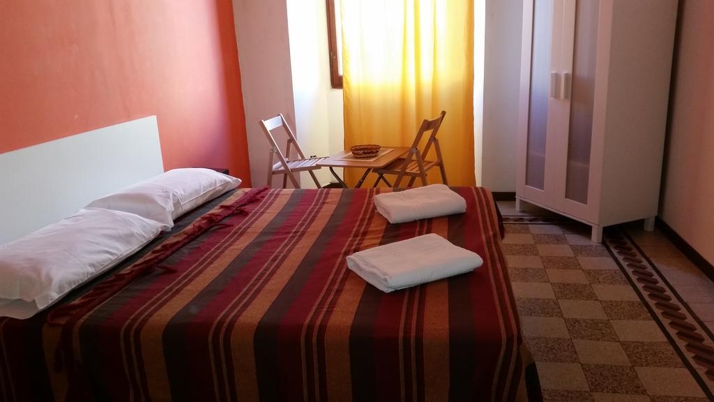 Guesthouse Ava Roma Oda fotoğraf